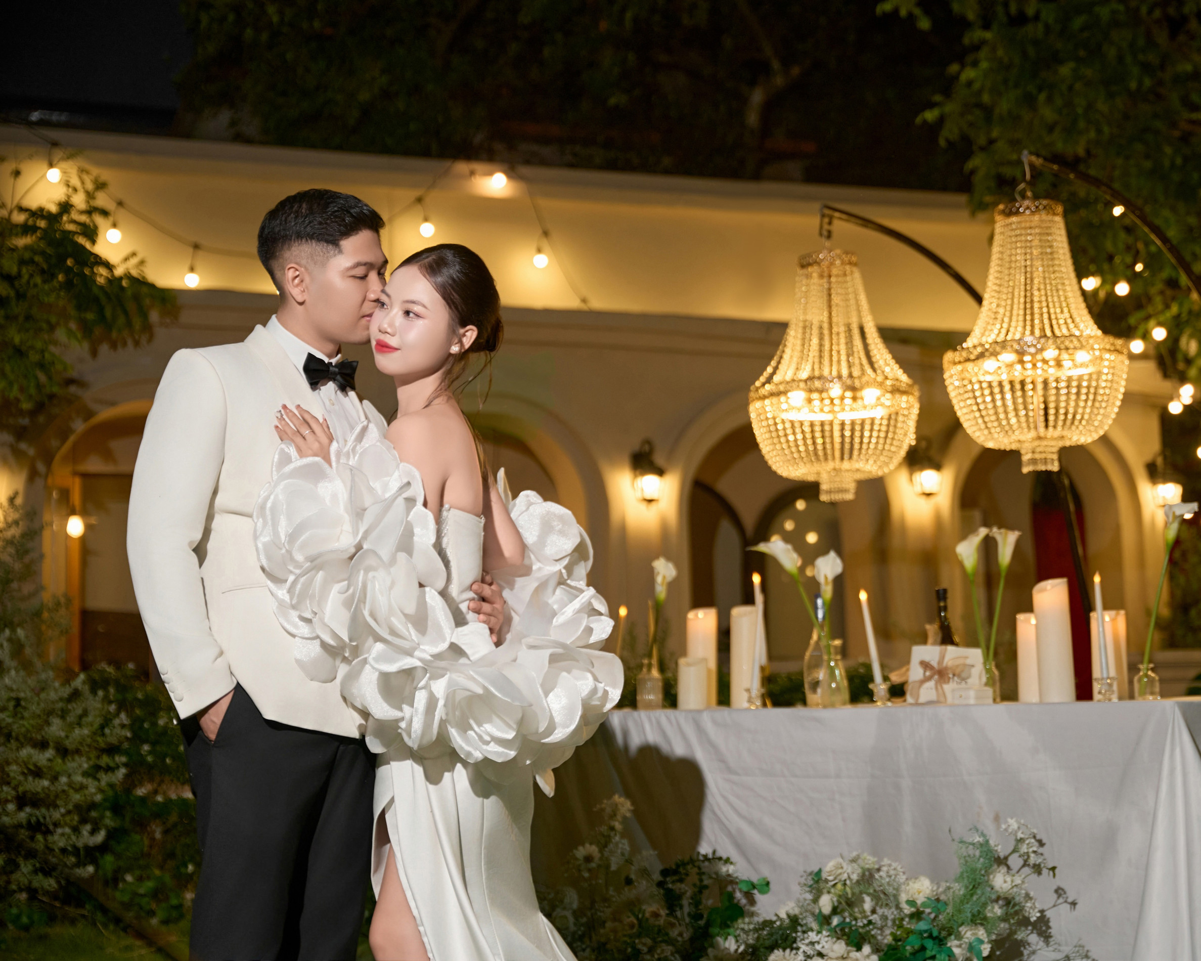 Ngọc Hưng & Nguyễn Hiền